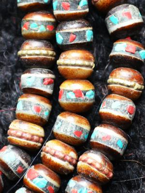 bone beads with inlay brwon detail