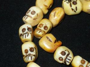 scull beads detail